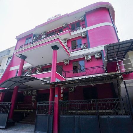 Collection O 1112 Comfitel Siwalankerto Aa4 Hotel Surabaya Exterior foto